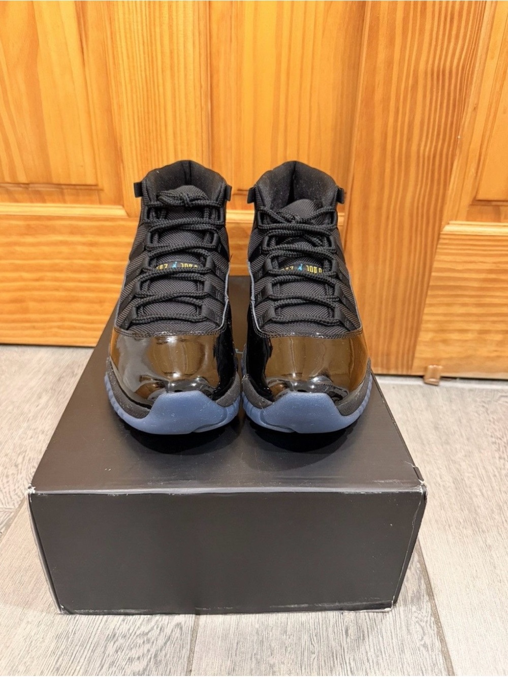 Jordan 11 Retro Black with Blue Jumpman - Picture 4 of 10